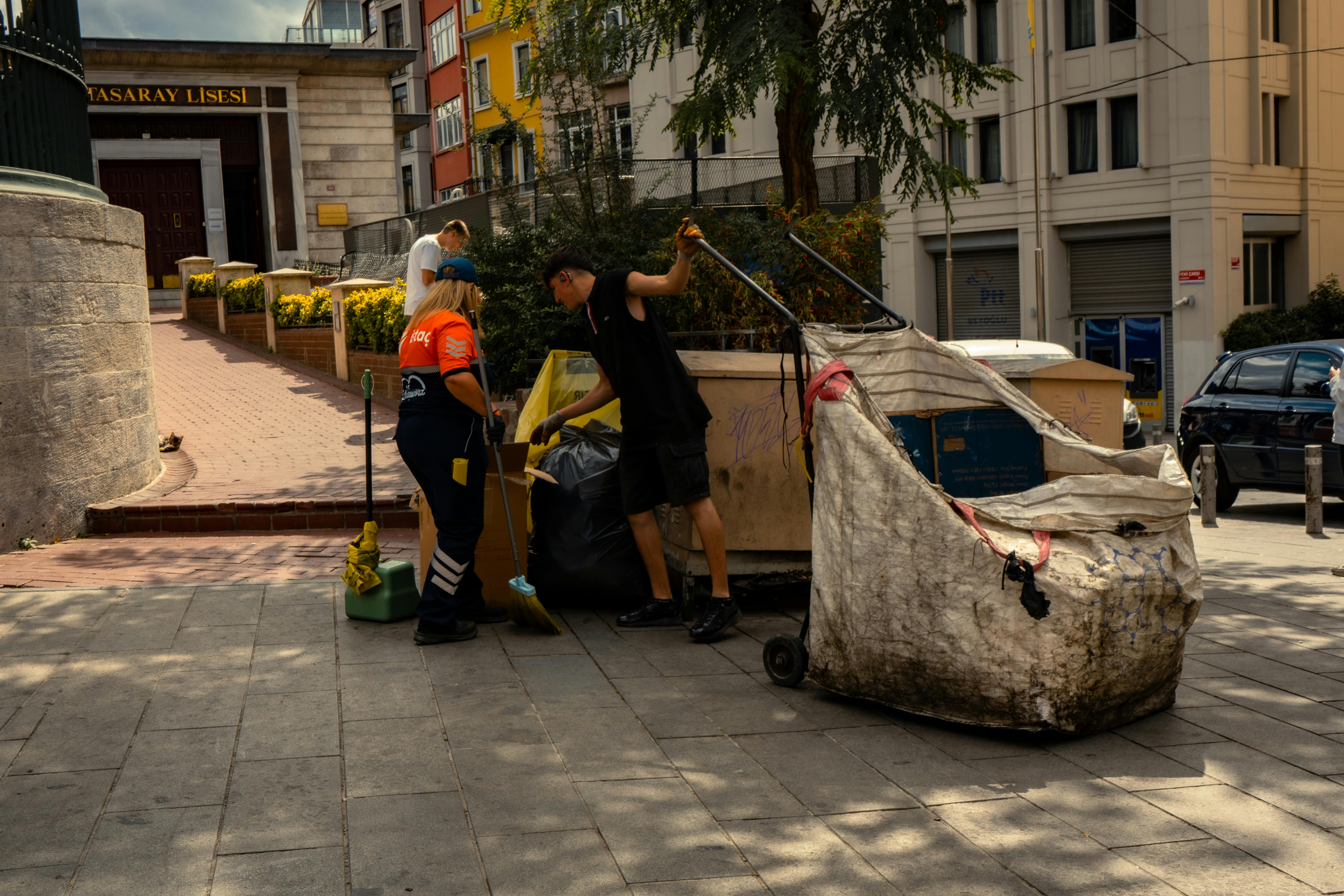 Garbage Bin Cleaning (Steam)
